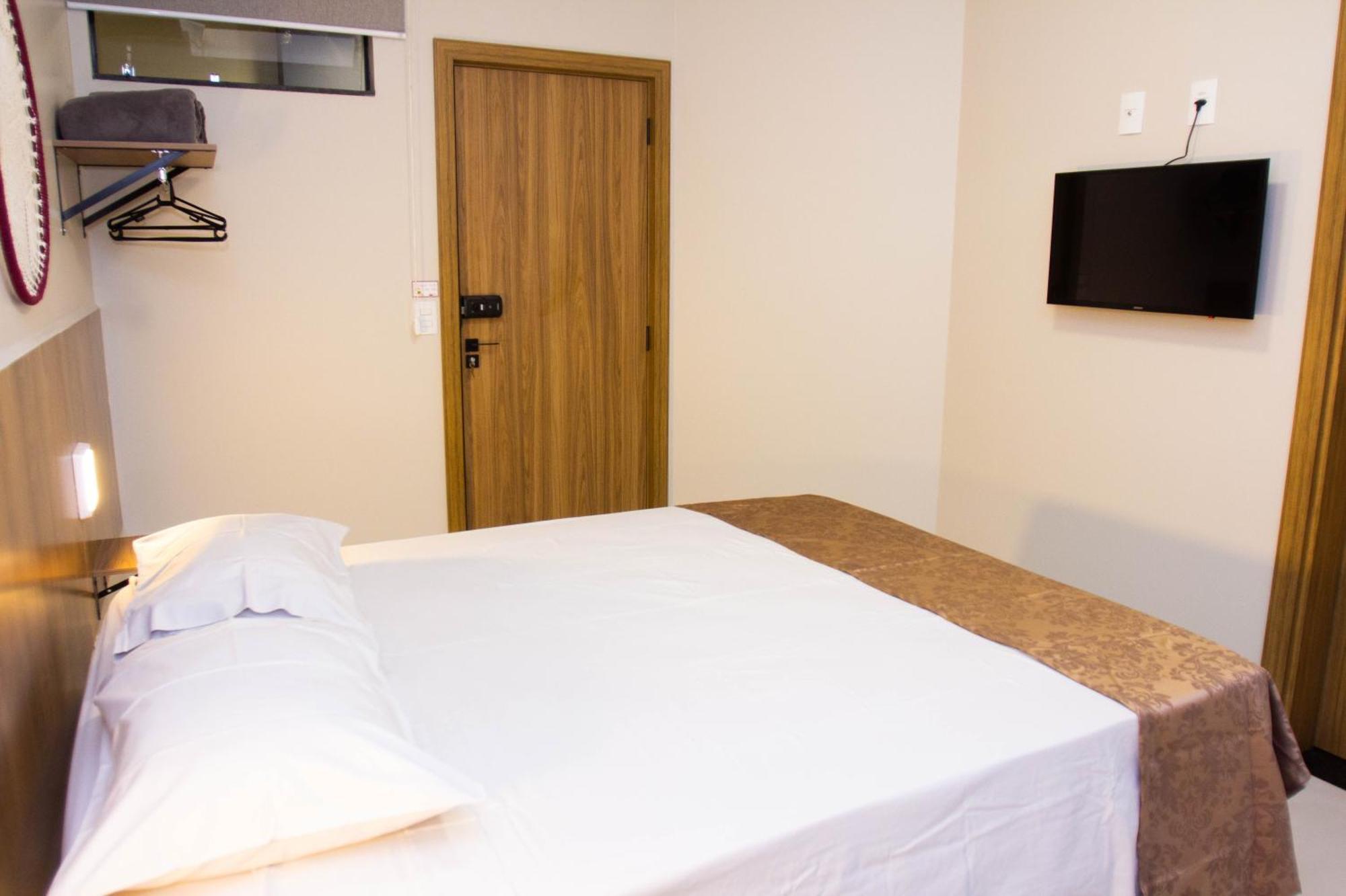 Fiori Suites Goiânia Værelse billede