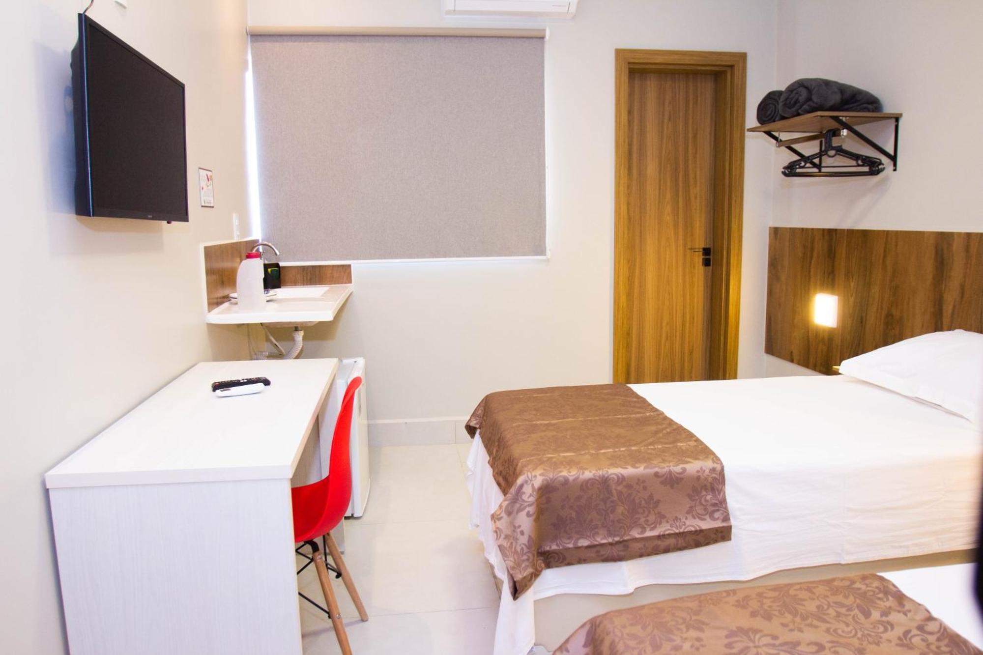 Fiori Suites Goiânia Værelse billede